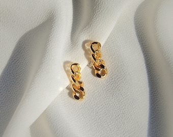 Clip on chain earrings, Curb chain earrings, chain link earrings, trendy gold earrings, hypoallergenic, nickel free, 18k gold plated earring