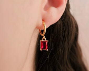 Clip on hoop earrings, ruby huggie earrings, red huggie earrings, huggie charm earrings, dainty dangle earrings, hypoallergenic, nickel free