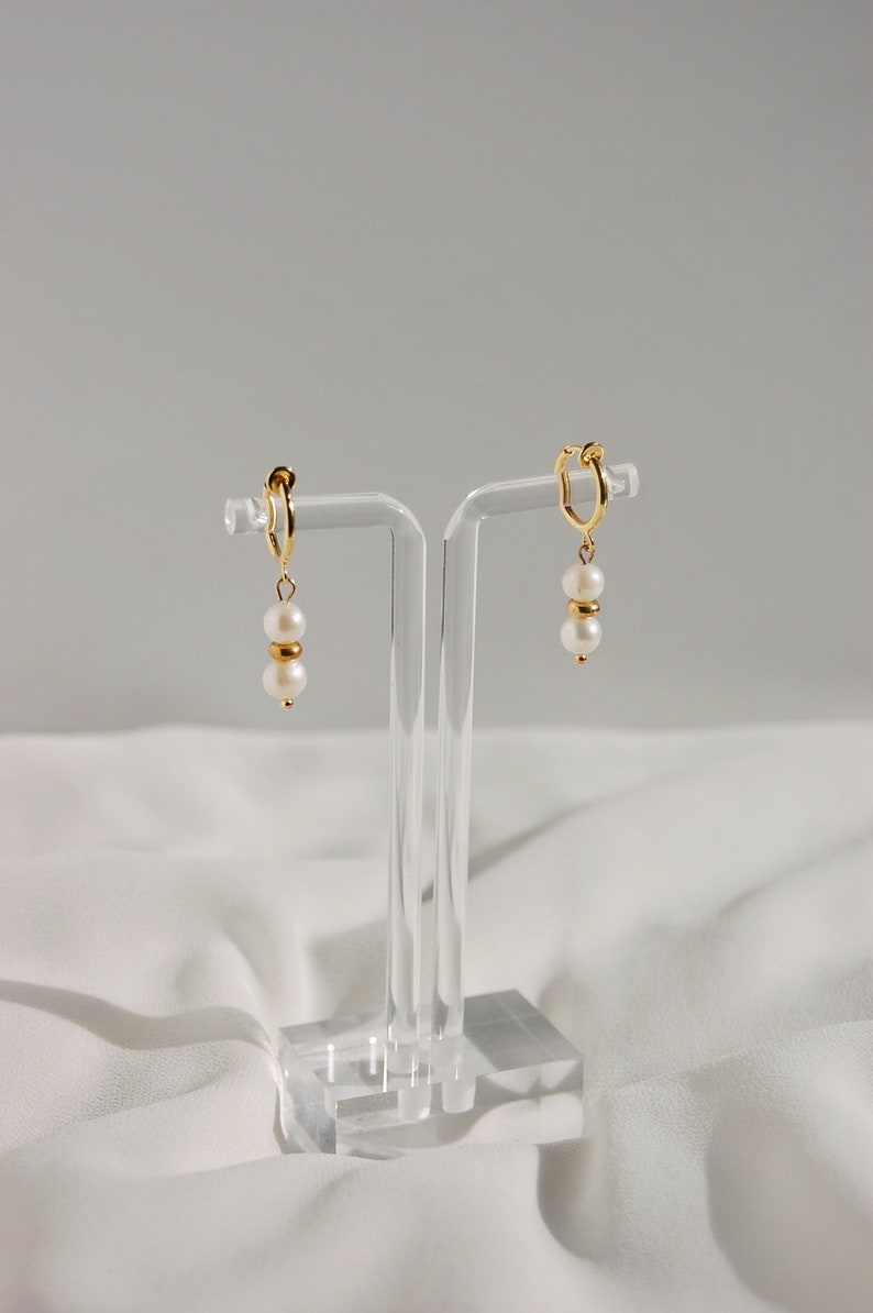 Clip on earrings, freshwater pearl huggie earrings, pearl drop earrings, dainty pearl earrings, pearl dangles, hypoallergenic, nickel free image 2