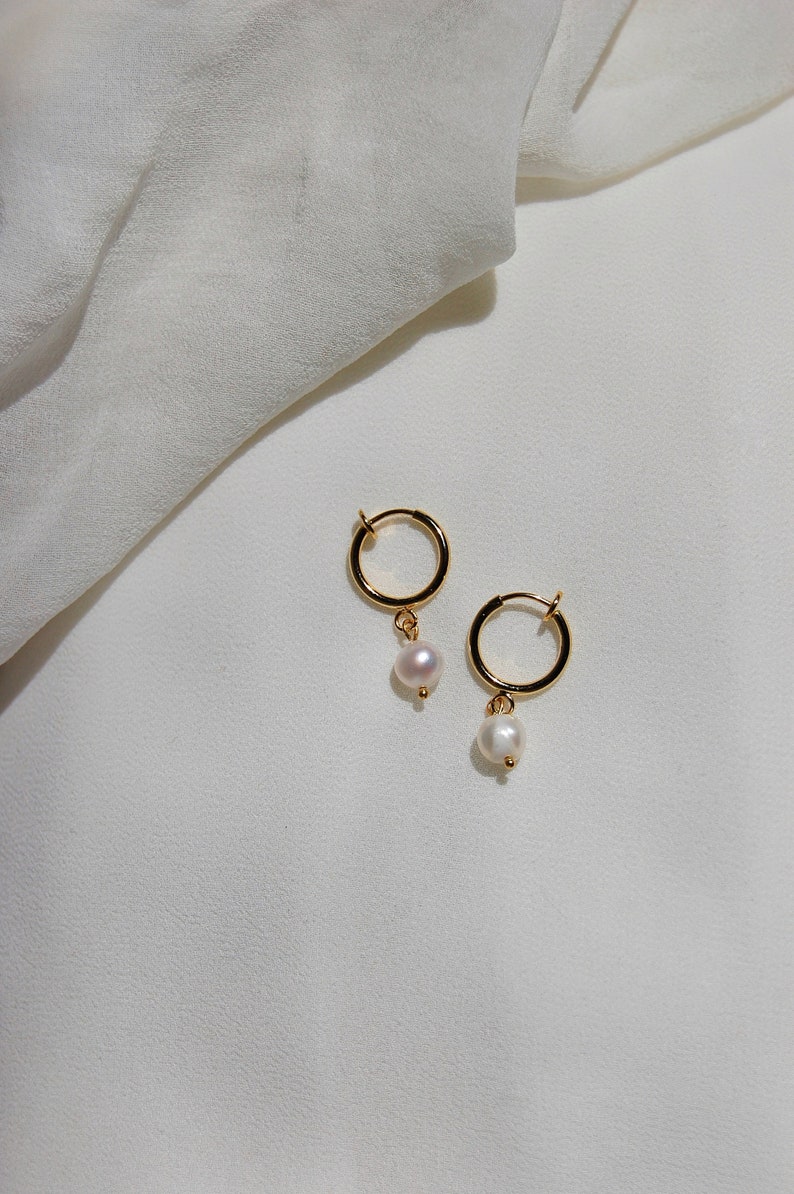 Clip on earrings, Freshwater pearl huggie earrings, hypoallergenic, nickel free, pearl dangle earrings, dainty pearl earrings, trendy huggie image 9