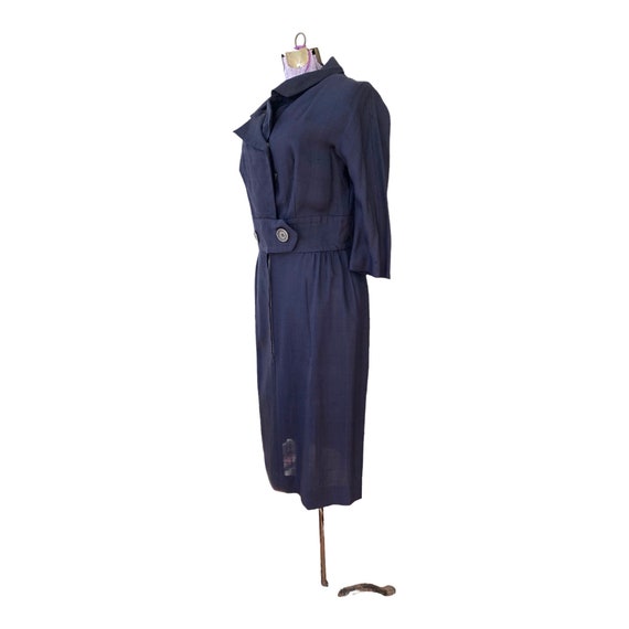 1960s Navy Dress. Vintage. Fitted at waist. Class… - image 2