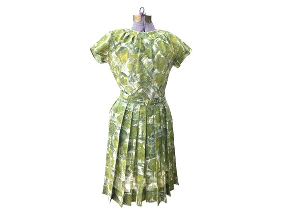 Abstract 60s Belted Dress. Green Short Sleeve, Pl… - image 4