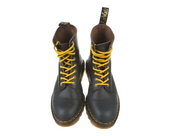 Doc Martins 1460 Stiefel. Braun Vintage. Hergestellt in England. Wie Neu! Damenschuh Größe: 7,5-8