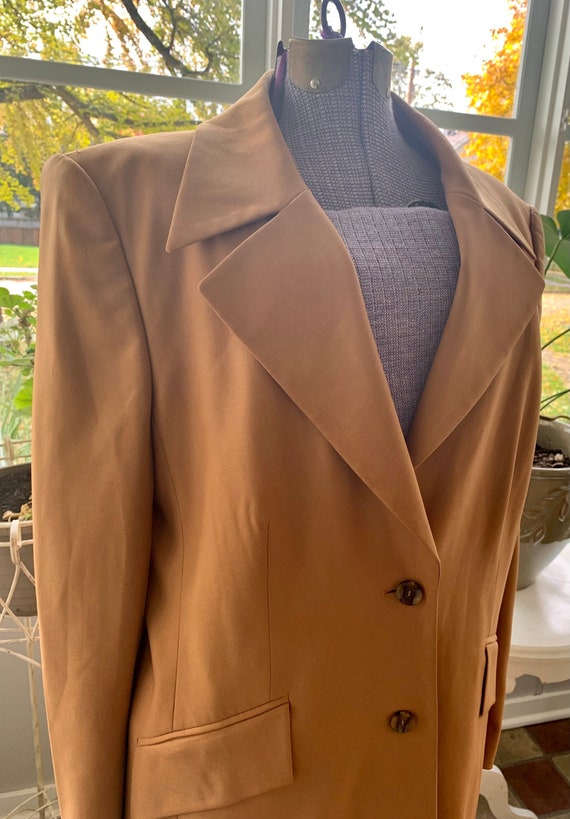 Nieman Marcus. Vintage Camel Color 