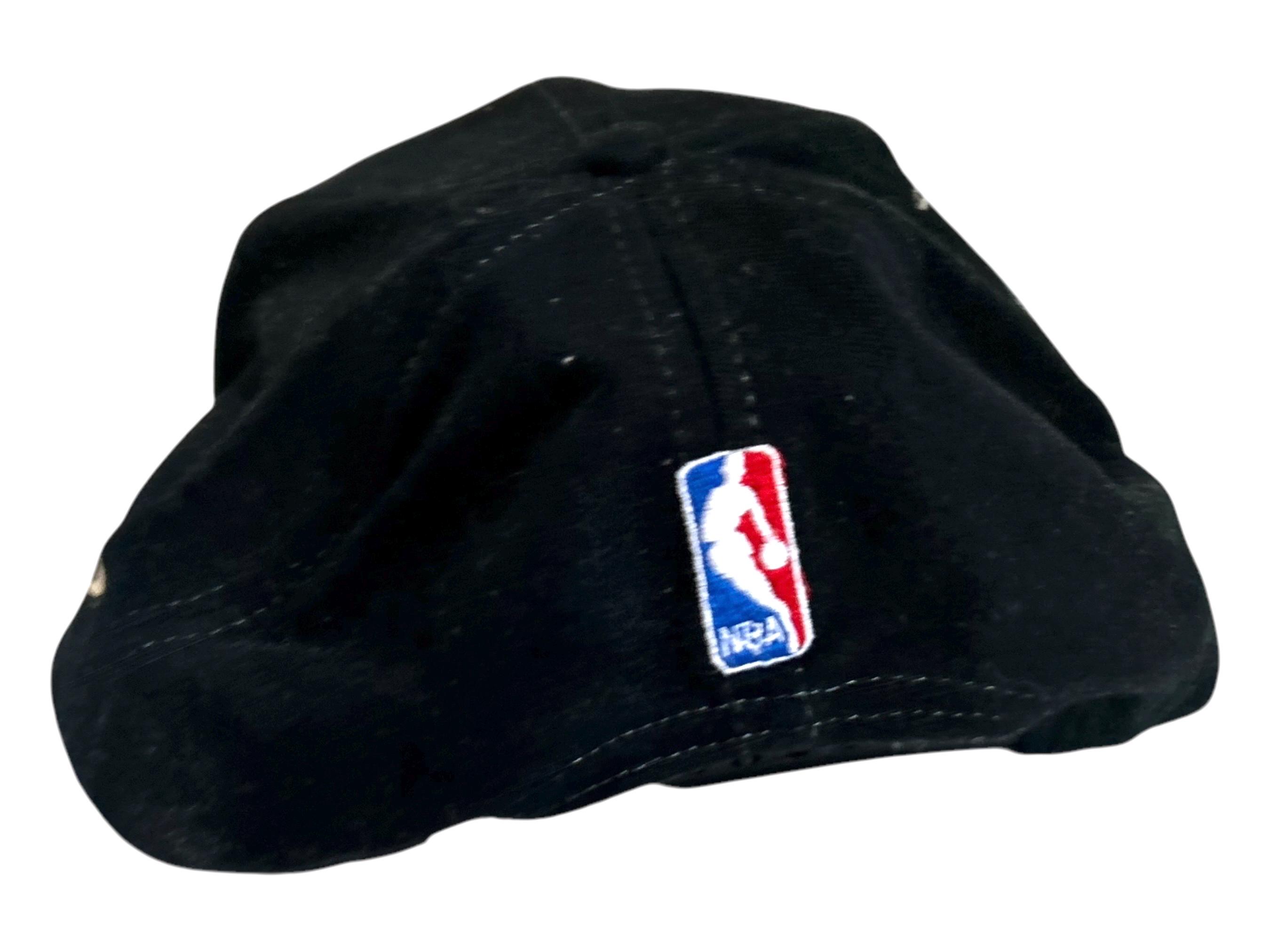 Chicago Bulls 1997 NBA Champions Logo Athletic Snapback Hat. One