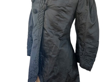 1890s Viktorianische Seidenjacke: Antiker Damen Mantel mit Zipfeln