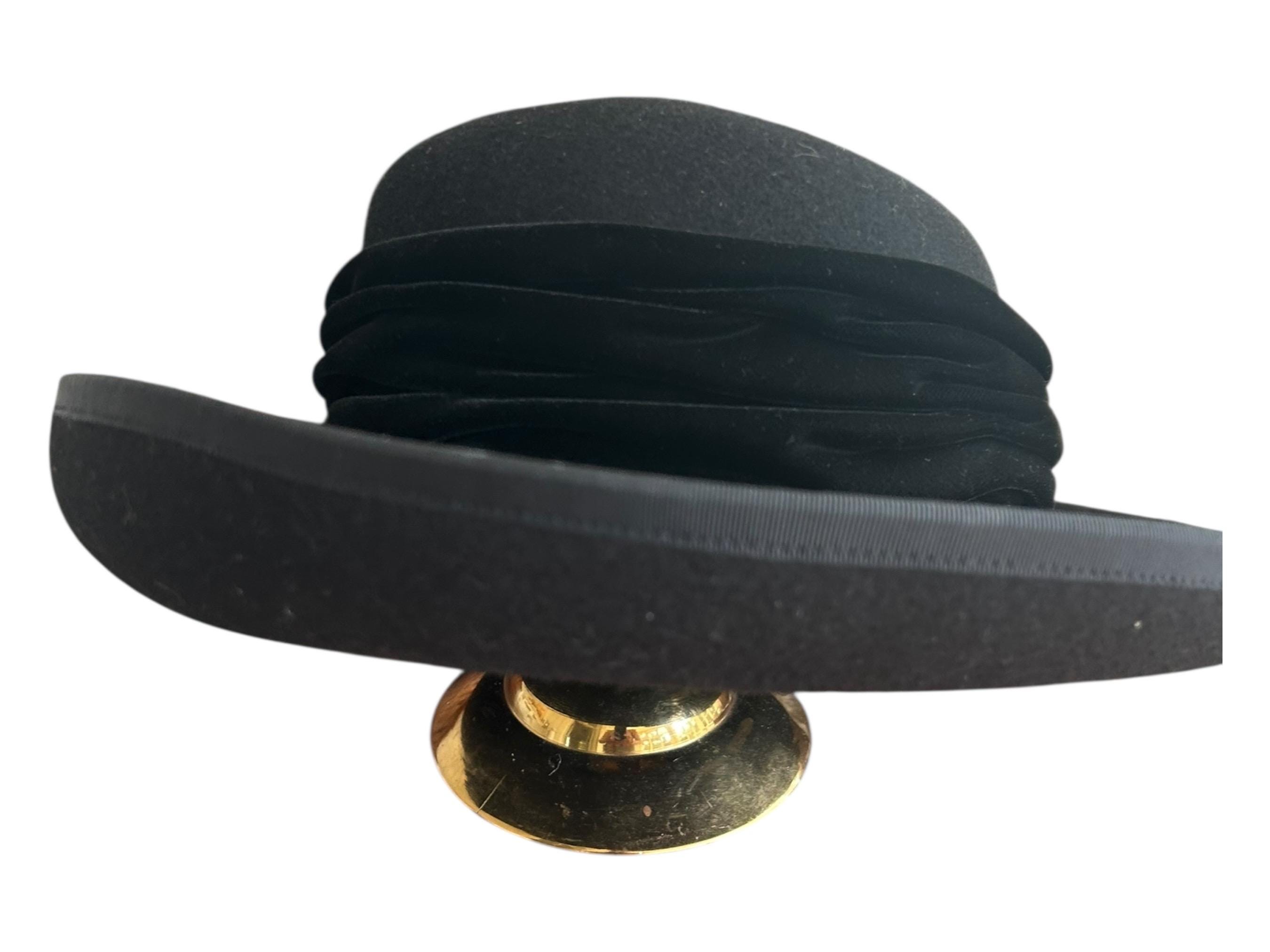 Vintage Peter Bettley Black Wide-Brim Velvet Dress Hat Bow Detail 14” Peter Bettley London. Black Wool Hat. Velvet Band. - Etsy main image 4