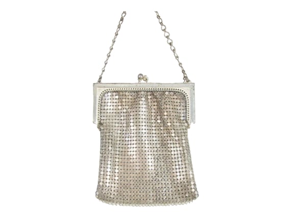 Vintage 1930s Silver Mesh Chain Mail Purse. Art D… - image 1