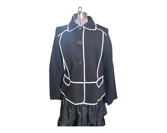 Blazer Laura Ashley. Entallado. Blanco y negro. Talla L de mujer. Estilo clásico vintage.