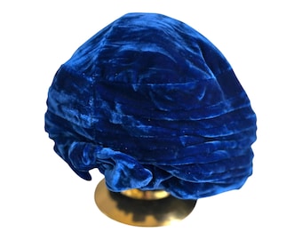 Turbante de terciopelo para mujer, estilo años 60. Lazo en la parte delantera. Forrado de satén.