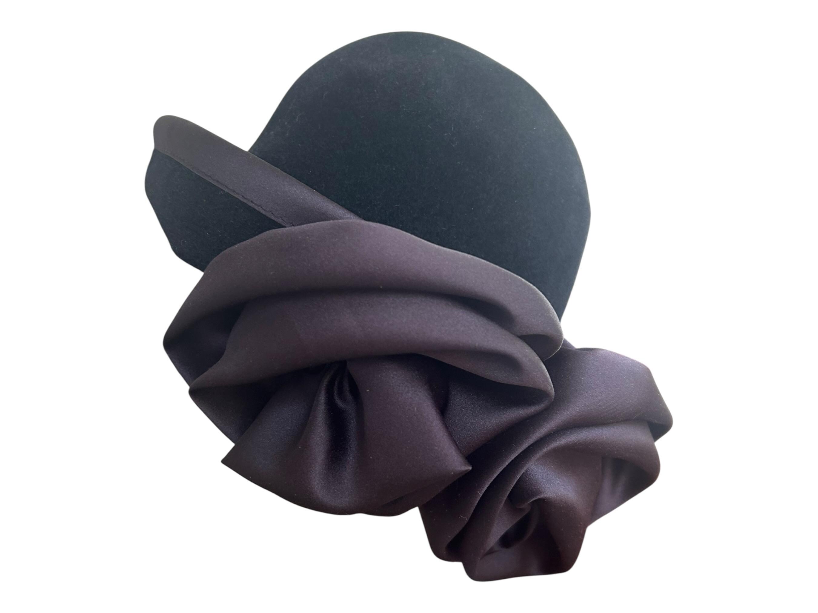 Vintage 1960s Mr. John Wool Hat: Black Satin Bows, Size 7.5  display picture 2