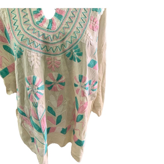 Blusa cosida a mano anos 70. Adornado con flores pastel cosidas a mano. Etsy Espana