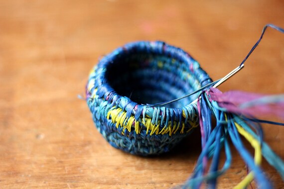 Basket Weaving Kit Rectangular Raffia Ribbon Basket Creative Woven Bowls For Adults Paper Basket Making Kit For Arts And Crafts Projects Basket Activities Jewelry Making Kits G 601099980134719