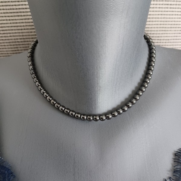 Collier ras de cou perles naturelles d'hématite