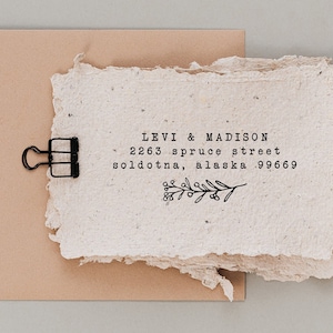 Timbro indirizzo di ritorno personalizzato / Timbro carattere macchina da scrivere / Regalo indirizzo di casa scandinavo / Timbro indirizzo verde floreale / Semplice scandinavo