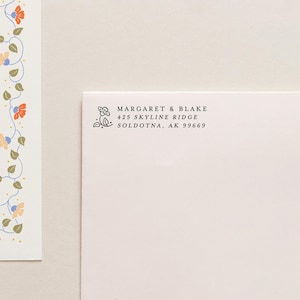 Adresstempel bloementakje, winterstempel, Scandinavisch retouradres, vakantieadresstempel, kerstkaarten, bloem