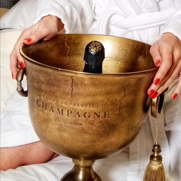 Champagne bucket