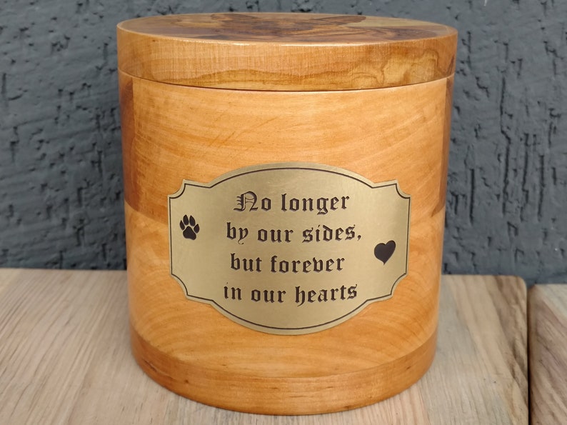 Dog memory box Personalized Memorial gifts of dogs Pet cremate box Photo engraved urn Pet keepsake box Large memory box Wooden pet urn