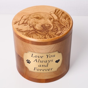 Personalized Wooden Pet Ashes Box with Customizable Portrait - Alder Wood Dog Urn