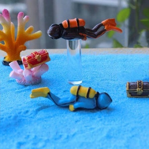Subacqueo piccolo 6,5 cm miniatura immersioni piccole persone figura oceano mare esploratore subacqueo figurina paesaggio nuoto modello Figura mini