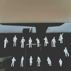 Personas en blanco Miniatura 1:76 Modelo a escala de 25 mm 10-100 piezas Figuras sin pintar Pareja de ciudad Escala OO Escena de diorama mixta Humano Mini Pequeño pequeño