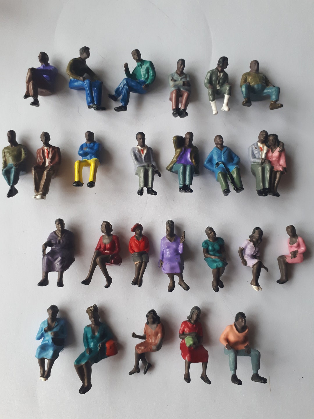 Op Houten Blokken Met Het Inscriptie Seksuele Voorlichting Zijn Er Miniatuurfiguren Begrip Onderwijs En Mensen Image247999144
