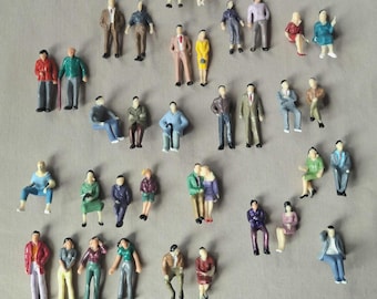 Figuras humanas en miniatura: Diorama a escala O (2-50 unidades)