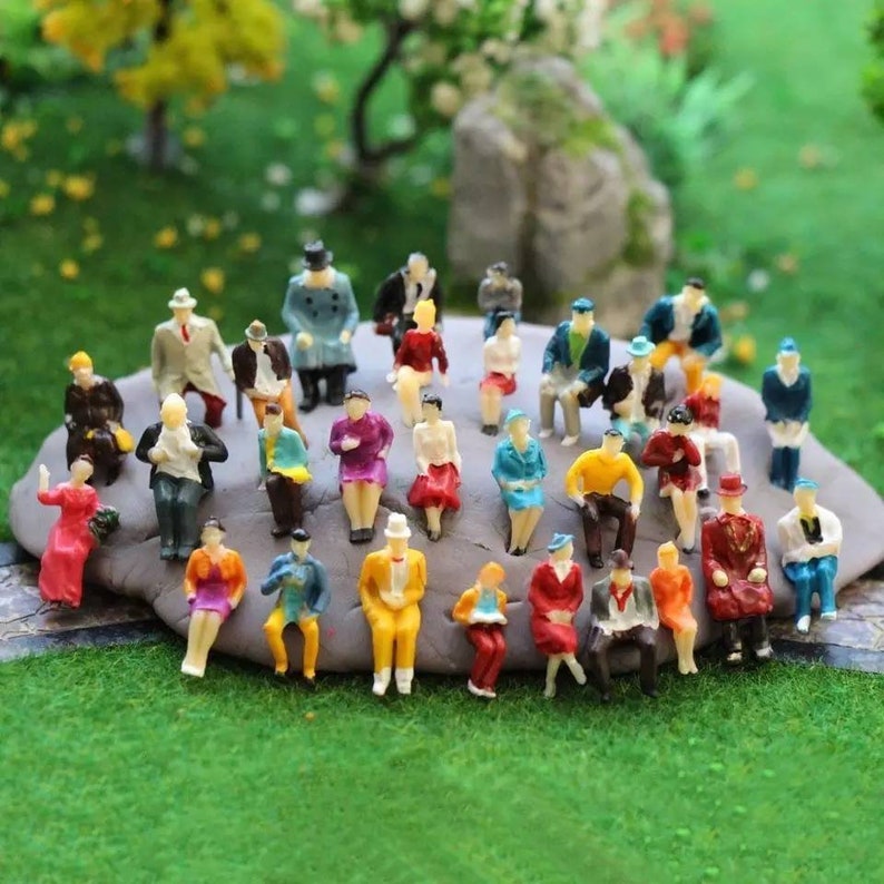 PEOPLE Miniature little 1:87 50pcs Humans ALL SEATED Passengers Scale Model Figurine landscape scenery accessories mini Tiny scene Scenery