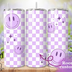 Copo xadrez roxo retrô Smiley PNG, Copo retrô, Copo smiley PNG, Design de copo, Copo de 20 oz PNG, Sorriso xadrez roxo