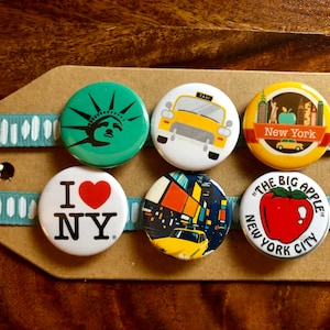 New York City / NYC/ Big Apple - Button Pin Badge Set