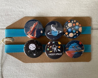 Weltraum, Astronaut, Rakete, Planet - Button Pin Anstecker