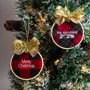 Plaid Christmas ornament, wood ornament,christmas ornament 2020,pandemic christmas ornament,wooden christmas tree ornaments,quarantine gift