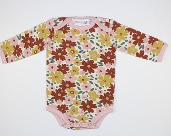 Sofortkauf, Langarmbody "Åsa",Bio Baumwolljersey mit Blumenprint, Babybody, smalandkids