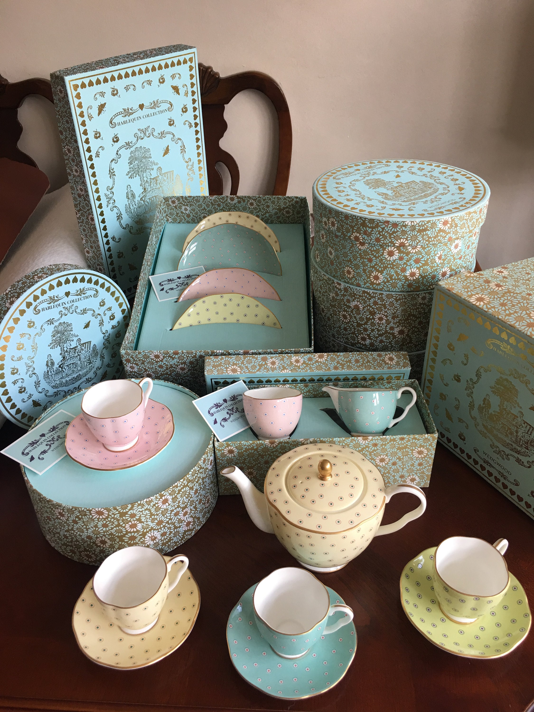  ウェッジウッド HARLEQUIN JEWEL ウェッジウッド HARLEQUIN JEWEL 【公式通販】