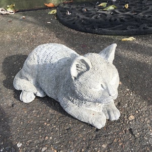 Cement Cat Statue, Concrete Cat Figure, Garden Statues, Memorial, Hand Made, Garden Decor