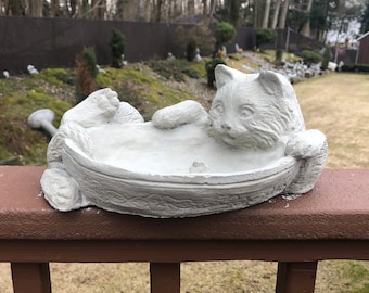 Cat Bird Feeder / Bird Bath Statue, Cement Cat Statue, Concrete Bird Feeder, Garden Decor, Home Decor