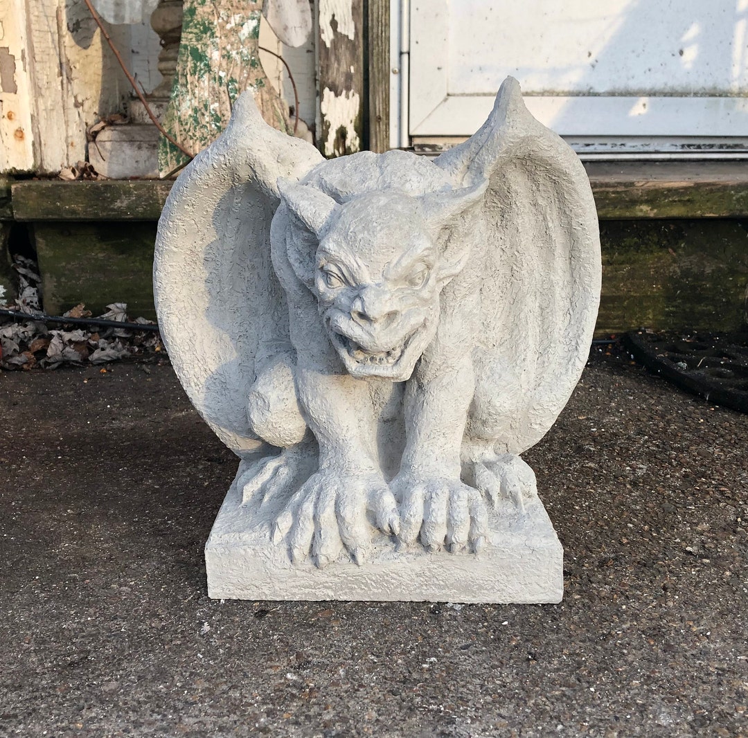 Gomorrah the Gothic Gargoyle Statue, Cement Gargoyle, Garden Decor ...