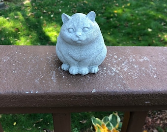 Cement Cat Statue, Small sitting Cat Statue, Concrete Cat Statue, Cat Memorial Statue,Garden Decor, Home Decor