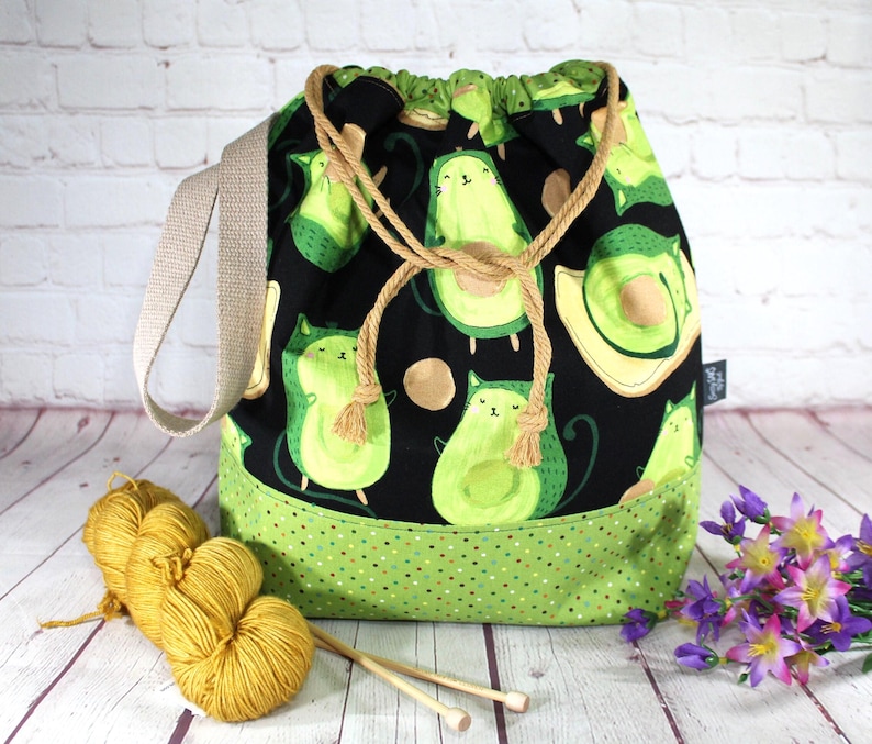 Bolsa para proyectos de tejido AvoCato Toast, bolsa de tela XL, bolsa de tela para proyectos de ganchillo, bolsa de tela para proyectos de suéteres, chales y bufandas. imagen 2