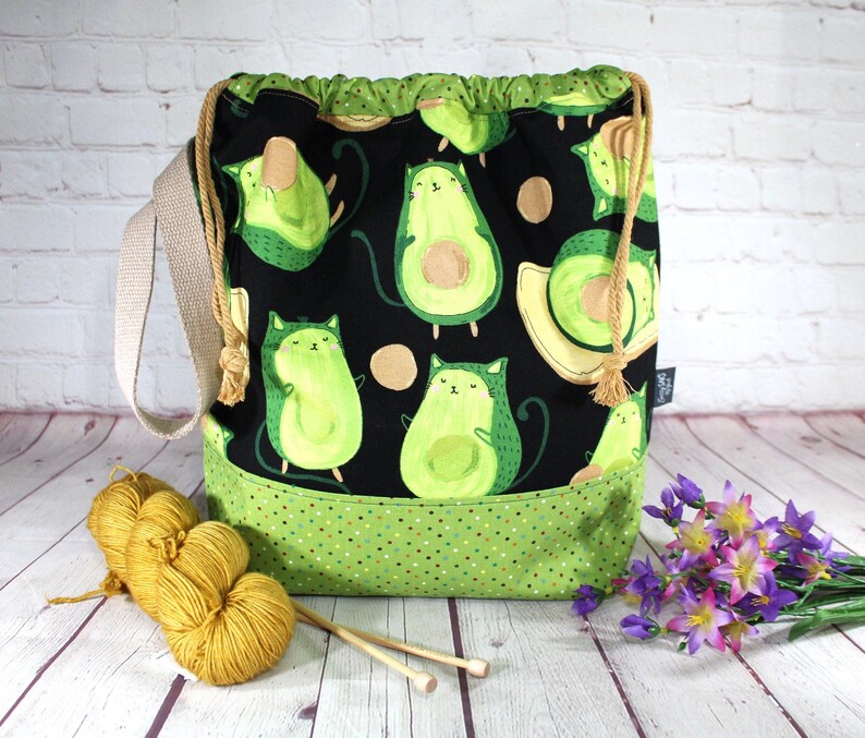 Bolsa para proyectos de tejido AvoCato Toast, bolsa de tela XL, bolsa de tela para proyectos de ganchillo, bolsa de tela para proyectos de suéteres, chales y bufandas. imagen 5