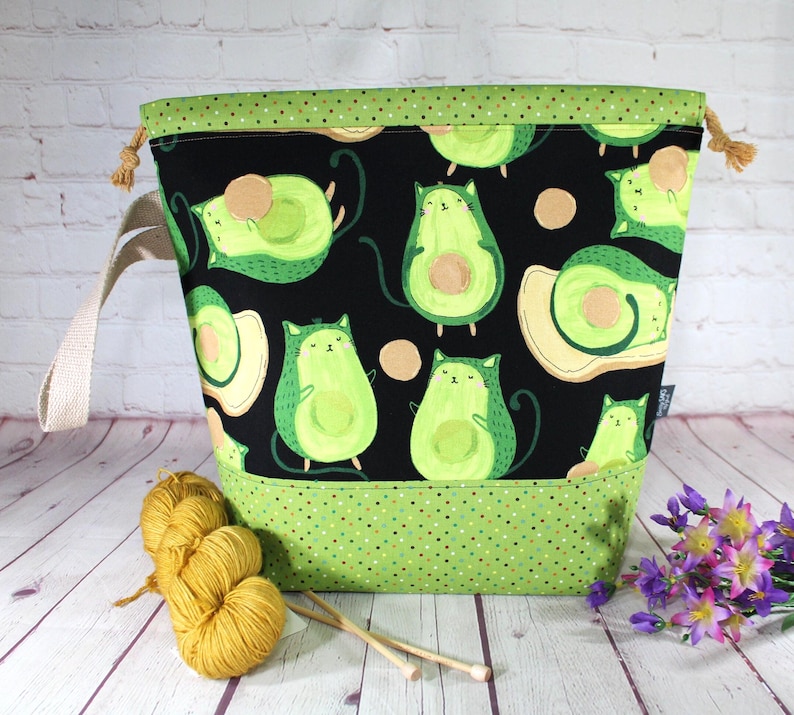 Bolsa para proyectos de tejido AvoCato Toast, bolsa de tela XL, bolsa de tela para proyectos de ganchillo, bolsa de tela para proyectos de suéteres, chales y bufandas. imagen 1