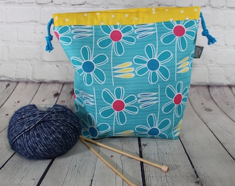 Daisies & Polka Dots -SASSY Little Sack, Sock Knitting Project Bag, Crochet Sack, Small Knitting Bag, knitting Sack, Hats, Scarf, baby Knits