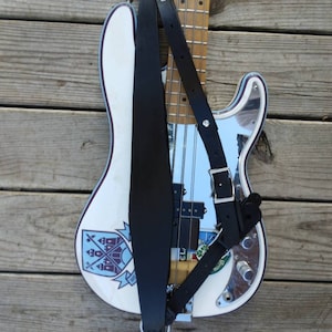 Padded, Super Adjustable, up to 76 inches! Leather Guitar / Bass / Instrument strap.