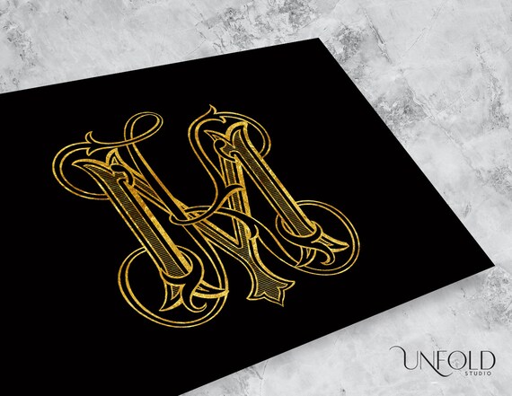 2 つのイニシャル、M と K 既製の文字で作られたヴィンテージ スタイル