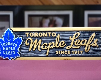 Toronto Maple Leafs' superfan collects years worth of memorabilia 