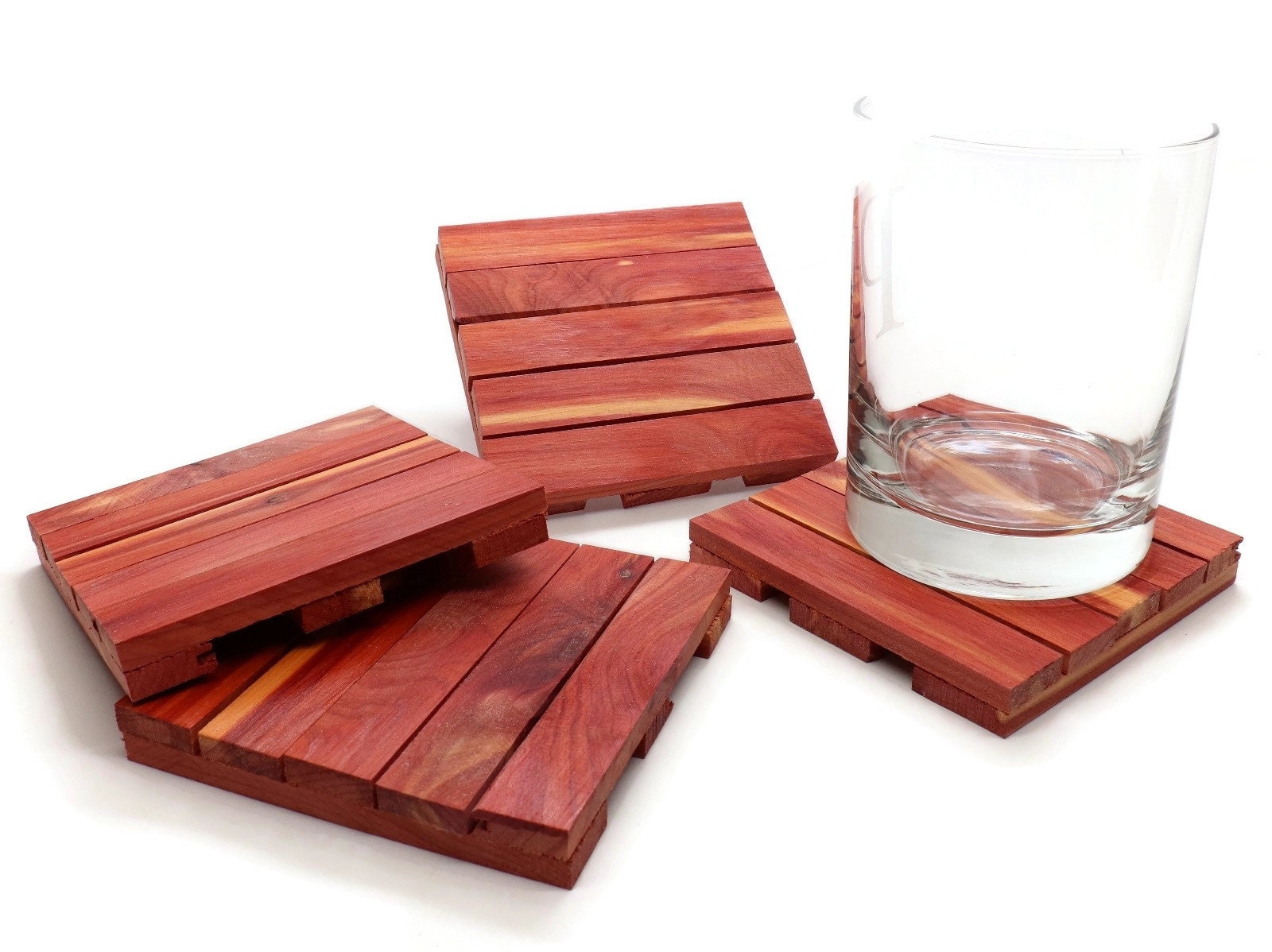 Round Wooden Coasters for Drinks tulip, Set of 4 Wood Coasters