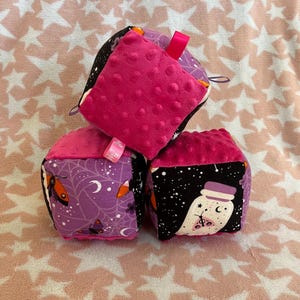CLEARANCE Moth Webs and Jars Block Set