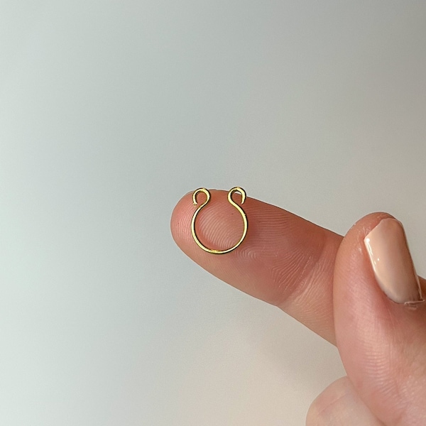 Peekaboo Faux Gold Septum Ring - Fake Septum Ring - Minimalist Piercing