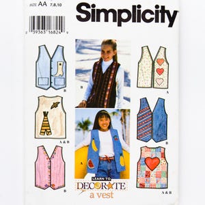 Op de afbeelding: Simplicity naaipatroon 9639 voor vesten. Het patroon bevat verschillende vestontwerpen, waaronder denim, patchwork en gedecoreerde stijlen. De tekst "Learn to Decorate a Vest" is zichtbaar.