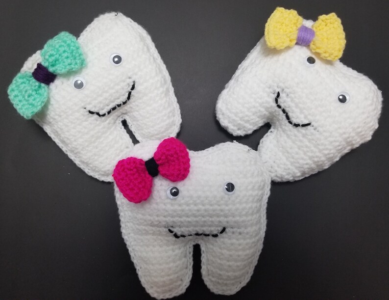 Crochet Tooth Fairy Pillow with Bow